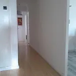 Béziers, Chez Chrystel Et Pierre, Proche Hôpital Et Commodités 2 Chambres, Cosy Dans Résidence, Place De Parking Privée, 10mn De La En Voiture Appartamento Béziers