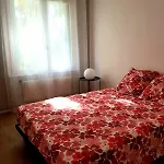 Béziers, Chez Chrystel Et Pierre, Proche Hôpital Et Commodités 2 Chambres, Cosy Dans Résidence, Place De Parking Privée, 10mn De La En Voiture Appartamento Béziers